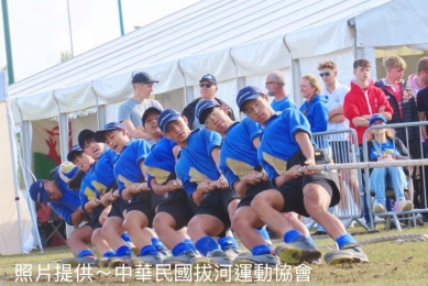 劉宜芳｜青少年國手，花蓮縣富北國中應屆畢業校友，參加2025年英國世界盃拔河錦標賽暨公開賽，為桃園市壽山高中為班底的國家代表隊，勇奪混合520公斤組 銀牌。