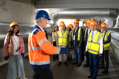 嘉義縣長翁章梁率隊參訪英國廢棄物焚化廠 借鏡淨零轉型經驗