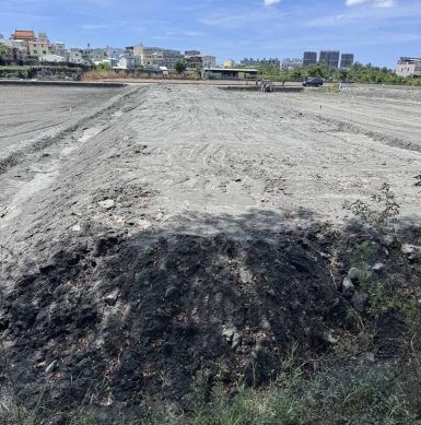 高雄大寮農地淪土石傾倒場高市府將依法裁處最高30萬罰鍰