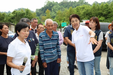 許縣長會勘中寮鄉簽核18件逾2,100萬元改善工程