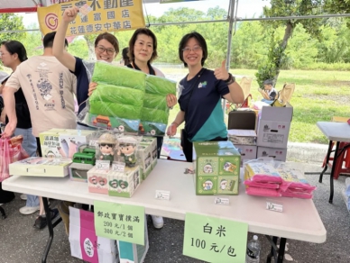 花蓮郵局参與公益園遊會｜所得全捐創世籌建安養家園