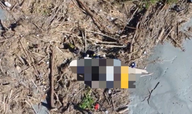 再找到一具男性遺體｜光復鄉佳里洞部落花蓮溪河床上，屍體浮腫無法辨識身分，死亡人數增至18人！