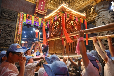 2025蘭陽媽祖文化節圓滿落幕 上千名信眾夾道恭迎媽祖回鑾南方澳進安宮
