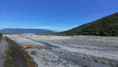 預知大災難｜堰塞湖釀18死、6失聯、數百傷巨災，有識之士陳財能、謝家豪，9/6日訪視馬太鞍溪沿岸和部落後，曾製作影片預警會釀成大災難，可惜沒有人理他們！