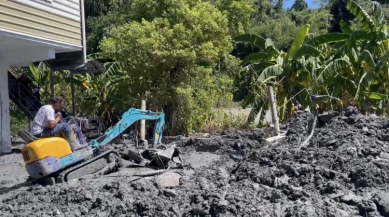 懇請卡車超人、怪手超人救援｜遠離光復重災戰場，鳳林山興災點，七俠五義42人輕裝救援，朱錦龍：急需大卡車及挖土機運走泥山！