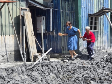 鳳林鎮共22戶受災｜災區道路搶通、受災戶清理，完成進度超過85％。