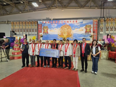 不忍哀鴻遍野｜松山慈祐宮捐贈1000臺SHARP冰箱給光復災民，為水災亡靈祈福，全台12尊媽祖聖駕齊聚圓山花博！