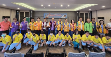 國際獅子會300E5區新高雄獅子會傳愛到教育界捐贈仁武高中深耕計畫經費活動