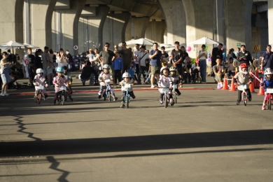 輪動場預定地！滑步車競賽登場　市長夫人資助打造專業賽事