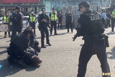 高市警實地兵棋演練防恐攻跨年維安滴水不漏