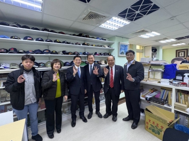 澎湖軍公教離島加給9790元 115年確定照常實施 陳光復赴台北爭取 跨部門協調後正式核定 陳光復表示，澎湖軍公教離島加給是他對縣民的重要承諾。回顧爭取歷程，自2018年起即開始推動澎湖離島加給與金馬同級，直至2022年由時任行政院長蘇貞昌拍板定案。