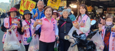 菜市塲女兒 一步一腳印 立委楊瓊瓔全力爭取為台中市民服務