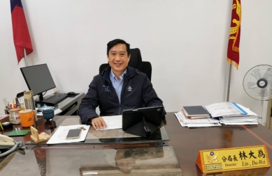 分局長宵衣旰食無私付出    大尾博士讓中西區大翻轉