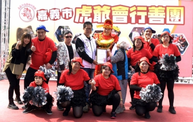 「虎爺有愛・寒冬送暖」〜第三屆慈善餐車市集暨公益義剪活動 讓弱勢民眾在寒冬中感受社會滿滿的溫暖與關懷