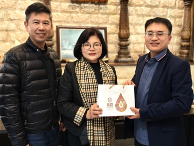 「杜拜、巴林，我們來了！」 雲林縣長張麗善率團飛越6千公里 帶著元進莊滴雞精等「雲林良品」 直攻2026波灣國際食品展新市場！