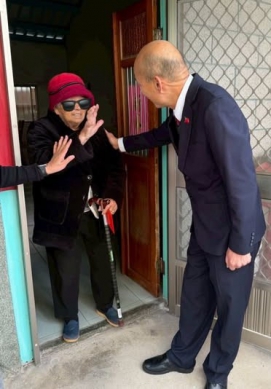 【年菜送暖，讓愛延續】立法院長韓國瑜 善心傳愛