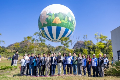 春節新亮點！浪漫又幸福！　氦氣球樂園試營運