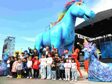 10米高巨型「雨馬」震撼登場 2026台灣燈會親子劇燈光秀 齊發點亮嘉義！