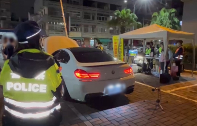 環警監測到一百零九分貝    依噪音管制法向車主開罰