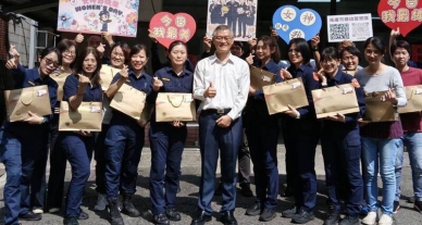 高市警局長提前祝福婦女節送暖肯定女警辛勞