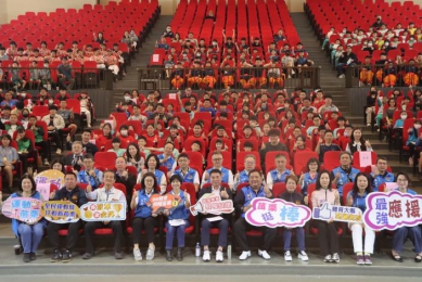 苗栗縣長鍾東錦接見表揚體育績優選手暨教練　411人獲獎勵金再創運動榮耀