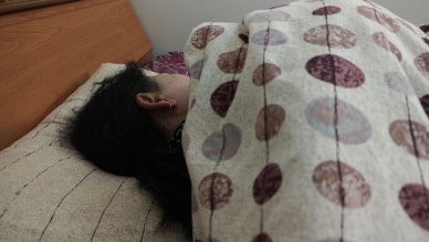 「半夜醒來」是更年期女性常見的睡眠困擾。（照片秀傳提供）