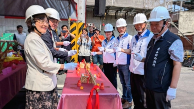 鹿谷鄉長照綜合大樓上樑  南投首家設「失智專區」住宿長照機構