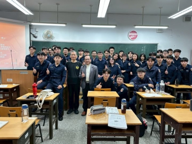 宮廟達人「警界孔子」高哲翰：警察沿途守護白沙屯媽祖進香公共安全治理意義