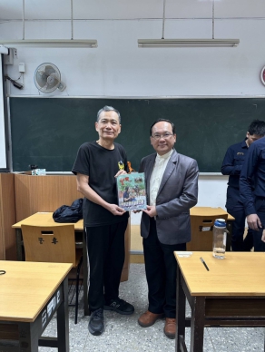 楊登嵙國師詮釋白沙屯媽祖進香最重要就是「刈火」!  高哲翰專文