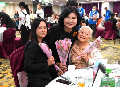 雲林縣表揚30位新住民模範母親 獲獎者展現跨越國界的偉大母愛力量！