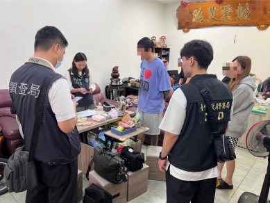 涉替博弈網站洗錢五十四億元           陳姓主嫌等九人裁定羈押