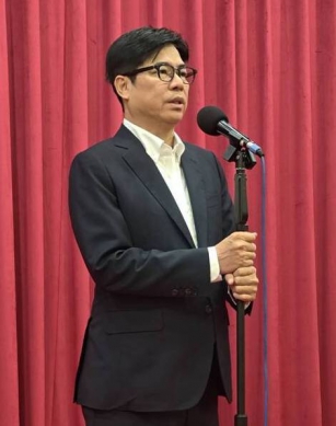 柯志恩喊「接棒陳其邁未必要民進黨」陳其邁回應要同目標同方向
