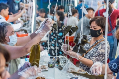 高雄神農市集國產履歷豬肉粽飄香