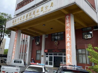 高雄大寮彩券行深夜遭搶16歲少年被民眾當場制伏