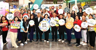 雲林縣長張麗善參訪2026台北國際食品展 為「雲林良品」宣傳 邀請大家把握最後參觀選購機會