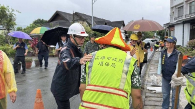 高雄應變中心「一級開設」陳其邁赴原鄉視察