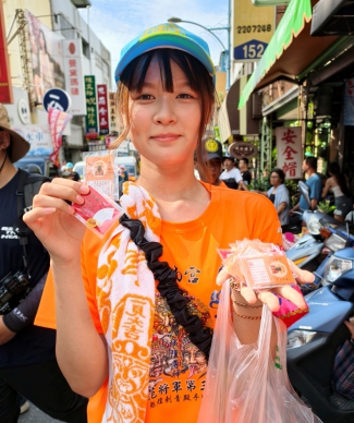 神明護佑保平安！縣府結合城隍聖誕遶境推動創意交通安全宣導