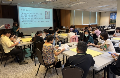 「灃食公益飲食文化教育基金會」辦理「營養5餐」教師研習。(照片成美提供)