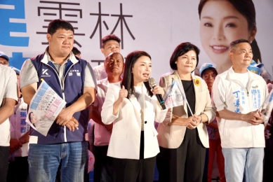 雲林縣長候選人張嘉郡拱範宮廟口開講 立委游顥、丁學忠等人到場力挺 呼籲麥寮、台西等海區大團結！