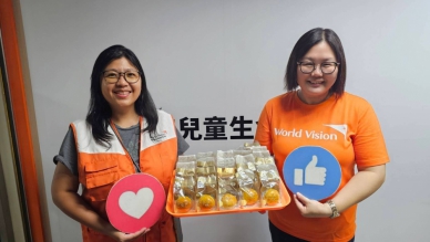 台灣世界展望會女孩「慧慧」學以致用  手作蛋黃酥傳遞中秋祝福  響應國內助學及兒童資助