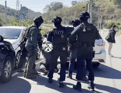 中市刑大破獲詐欺集團逮卅人       一名受害人被騙一千四百萬元