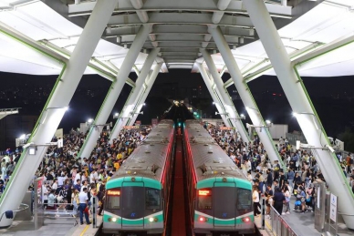 因應10/31高雄兩大活動高捷已規劃加密班距機制