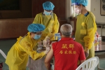 員林宏仁醫院為300名居服員接種疫苗。（照片宏仁提供） 　