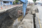 水公司中區工程處彰化市區施工，發生道路塌陷大破洞。（照片縣府提供）