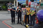 交通宣導月首日  東勢警分局長率員親自宣導