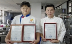 ﹁國際美食養生大賽﹂，中州餐廚系師徒勇奪三金。（照片中州提供）