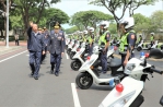 嘉義縣新購警用機車報到 縣長翁章梁授車校閱 勉勵以全新設備持續保障縣民生命財產安全 重申公權力不容挑釁！