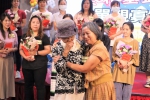 寒梅基金會董事長陳楊麗蓉展現大愛 52年來共幫助588位寡母 激勵家扶單親媽媽傲雪綻放！