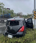天雨路滑｜小貨車追撞小轎車，瑞穗鄉臺九線2車毀1人傷！