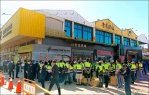 高雄香蕉碼頭餐廳被查封過程平和順利高雄港務分公司將重新招租